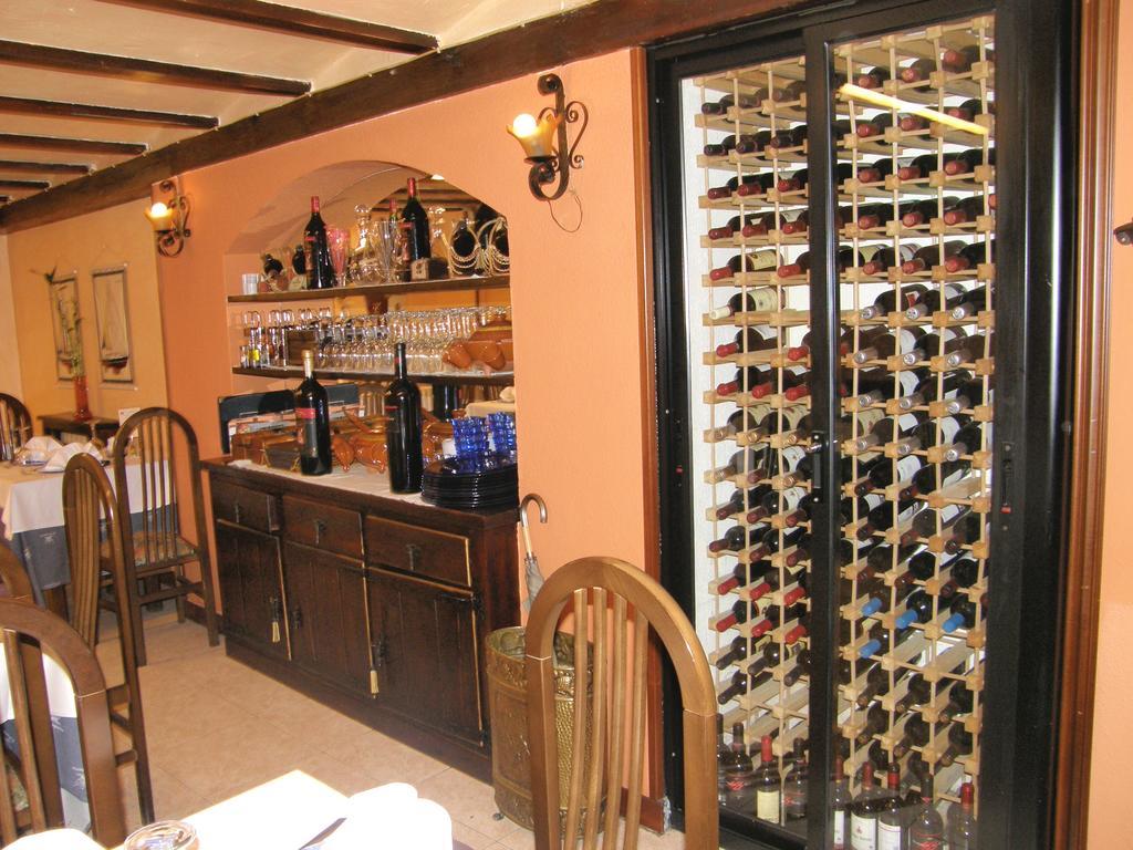 Hostal El Pesquero Burgo Екстериор снимка