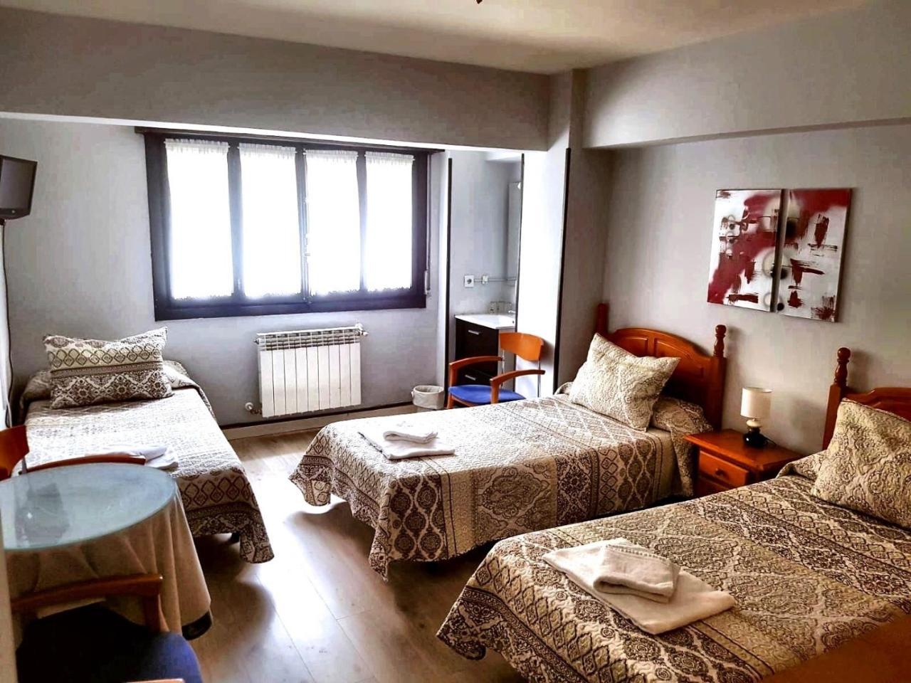 Hostal El Pesquero Burgo Екстериор снимка
