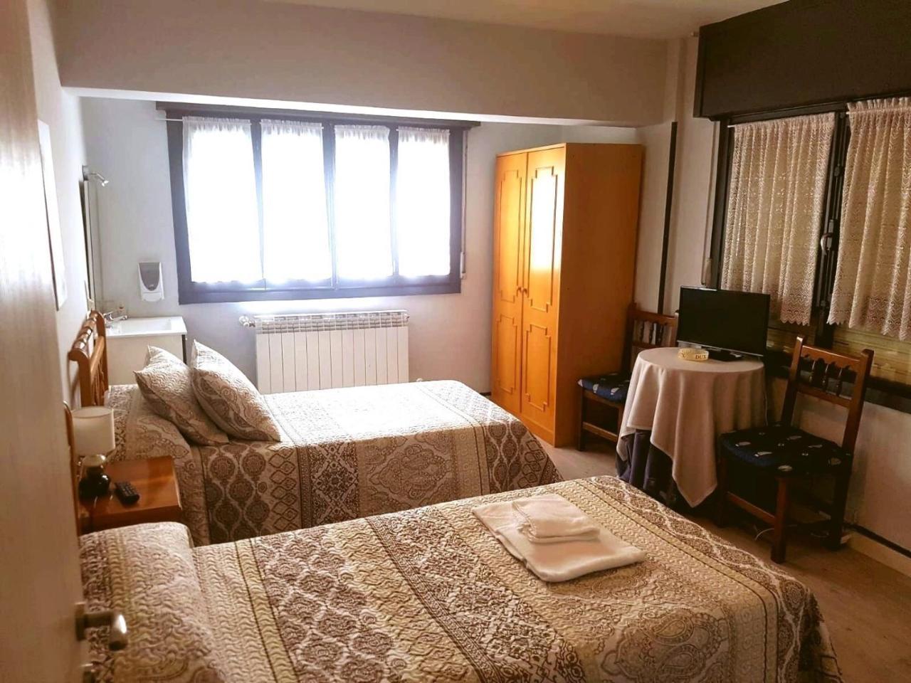 Hostal El Pesquero Burgo Екстериор снимка